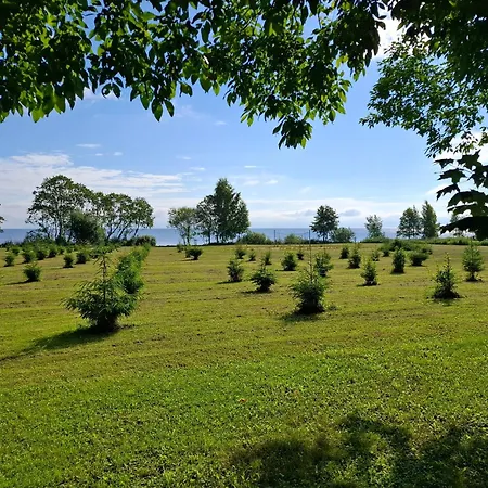 Rannatooma Puhketalu Apartmán Ranna