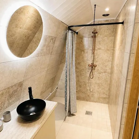 Apartament Rannatooma Puhketalu *